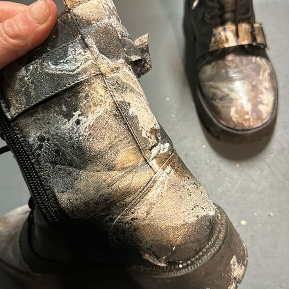 Size 9 Black + Gold Upcycled Hydro-Dipped Combat Boots - Picture 7 of 7